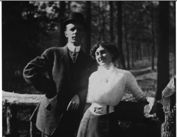 Hartsfield married first wife Pearl on August 2nd.  They divorced later after almost 50 years of marriage.