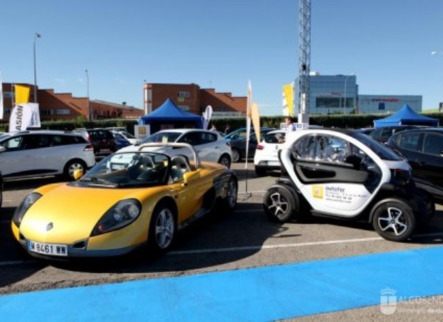 Feria del Automovil en el barrio