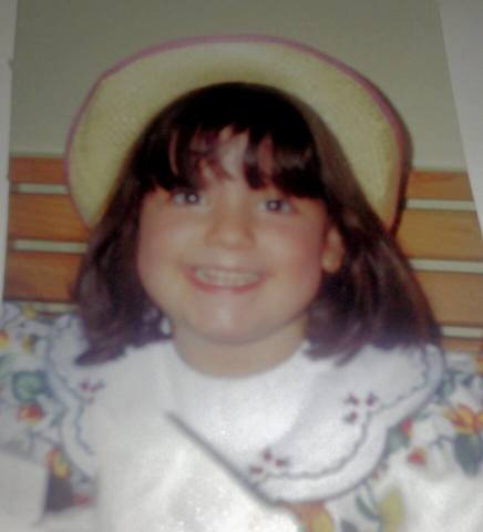 Mi hermanita en su birthay!!6 añitos