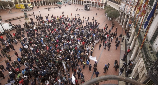 Manifestación a las puertas del Ayto.