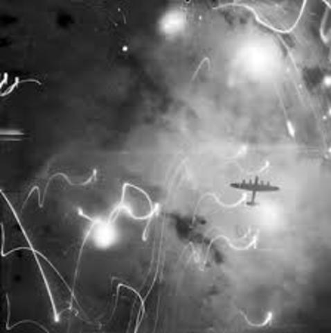 Soviets troops besiege Budapest