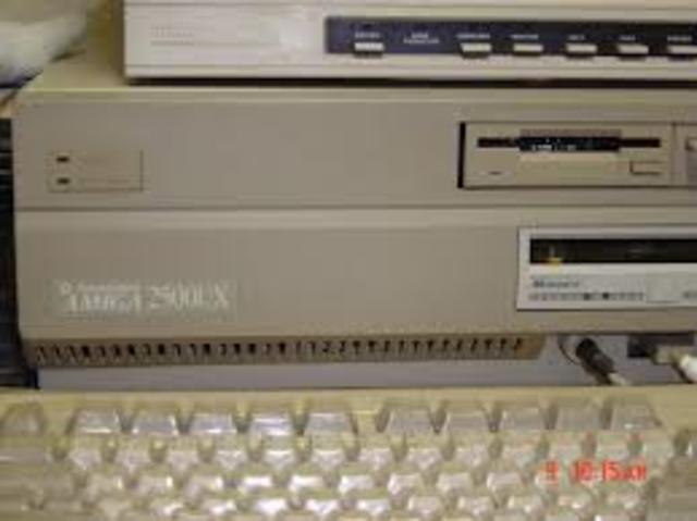 Amiga 2500 announced