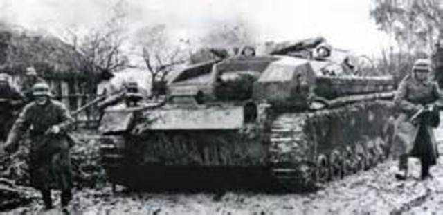 Russians stop Nazi advance at Stalingrad