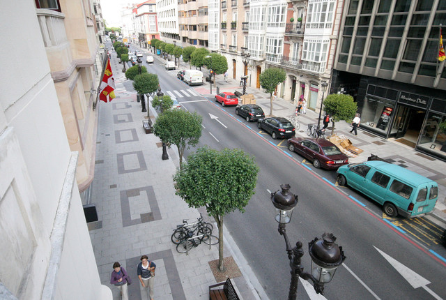 Corte al tráfico de la calle Victoria para comenzar las obras
