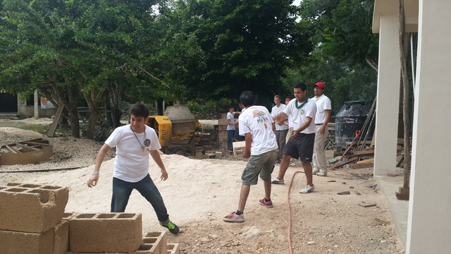 Se construye la Fundación