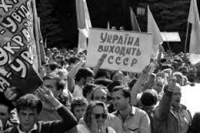 Soviet Union is abolished