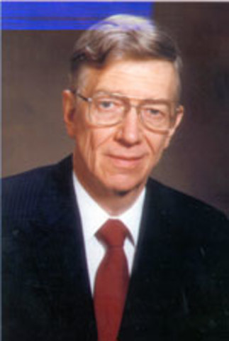 Frederik T. Andrews instala el primer sistema de transmisión digital al que llamaron "T1"-