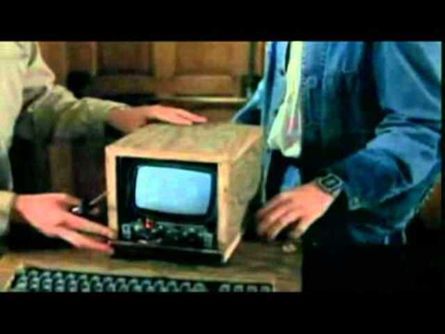 COMPUTADORA PEQUEÑA CUARTA GENERACION