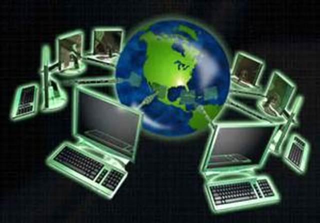 1994/95- CALCAMPUS- and it first use of online-based schooling.