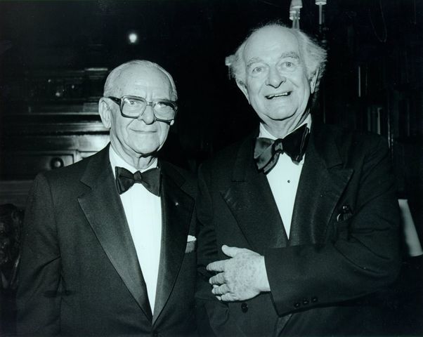 Emile Zuckerkandl and Linus Pauling's molecular clock hypothesis