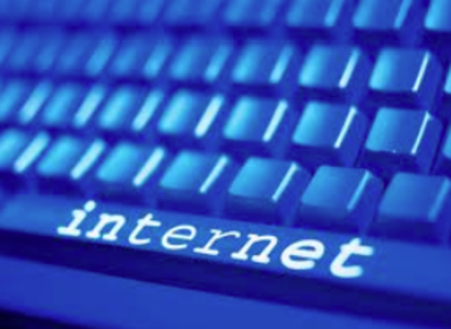 Vint Cerf, Robert Kahn Coin 'Internet'