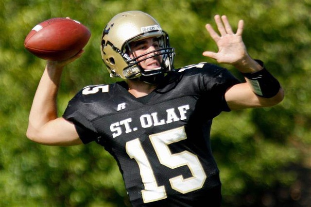 hace cuatro anos que emipezo practico futbol