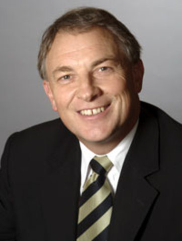 10 Phil Goff (Labour party leader) National