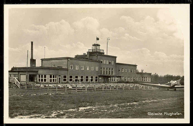 Elie arrives at Gleiwitz