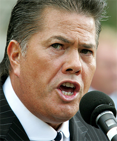 28 Bryan Tamaki (National)