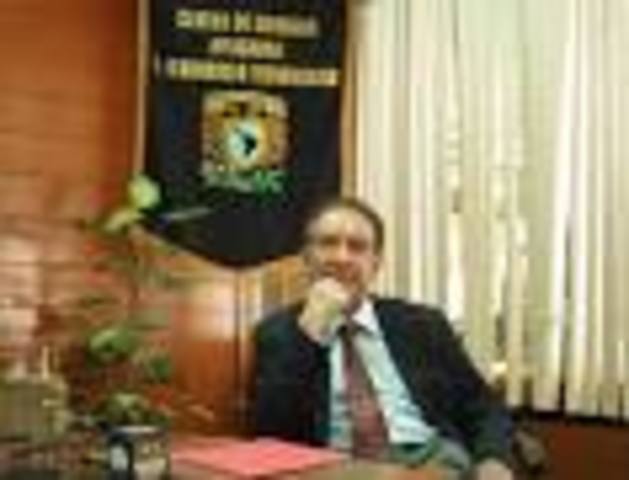 Dr. Felipe Lara Rosano