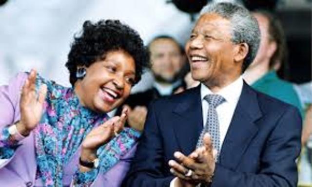 Marries Winnie Madikizela