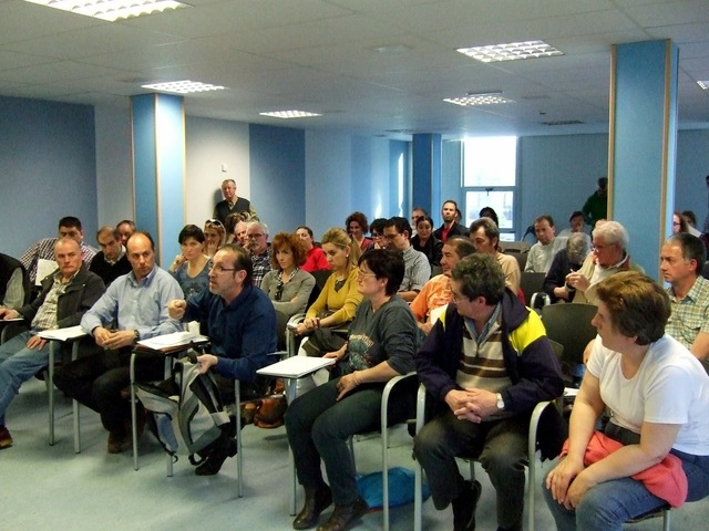 La protesta empieza a organizarse: Asamblea en la Casa de la Cultura
