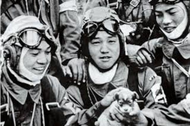 Japanerne overgiver sig.