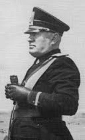 Mussolini takes over Italy's Government