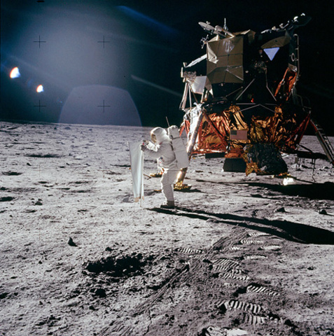 APOLLO MISSIONS AND MOON LANDINGS!