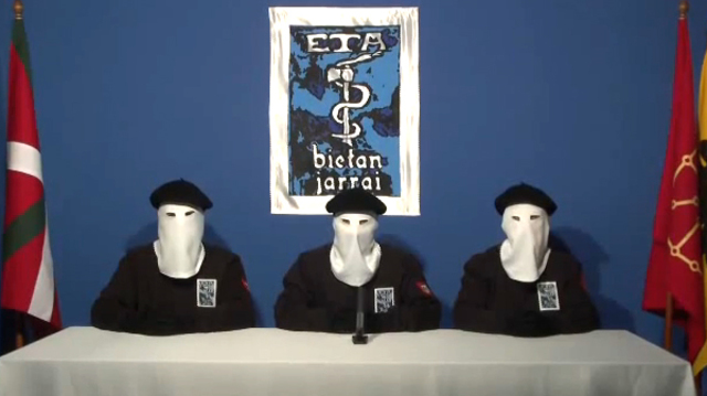 ETAK BORROKA ARMATUA AREAGOTU ZUEN