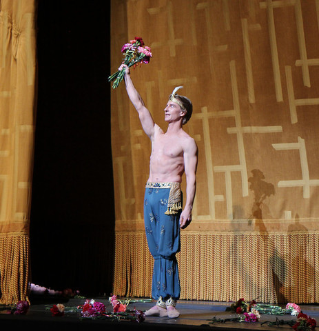 Gives Final Performance