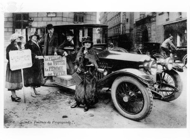 Women Gain the Right to Vote in New York