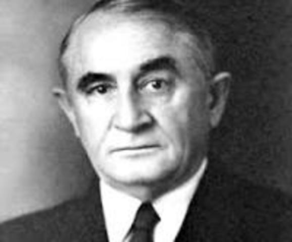 Charles Horace Mayo Born