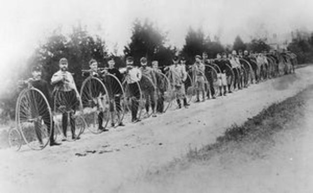 bicycles started using wired smoked wheels