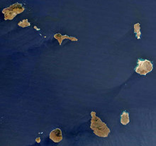 su primera escala (Santiago de Cabo Verde)