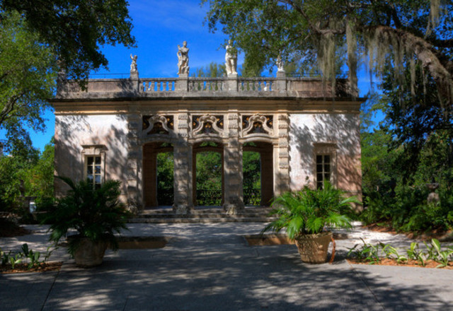 Photo shoot at Vizcaya Museum and Gardens