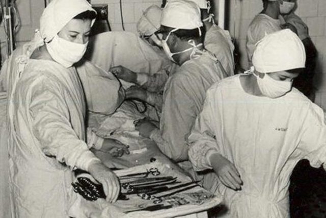 PRIMER TRASPLANTE DE ORGANO