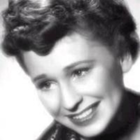 Stephanie tells dill about boo