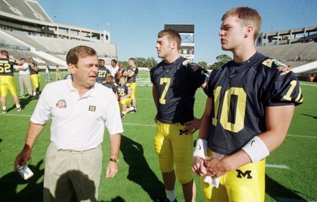 Tom Brady Goes to play Football at michigan