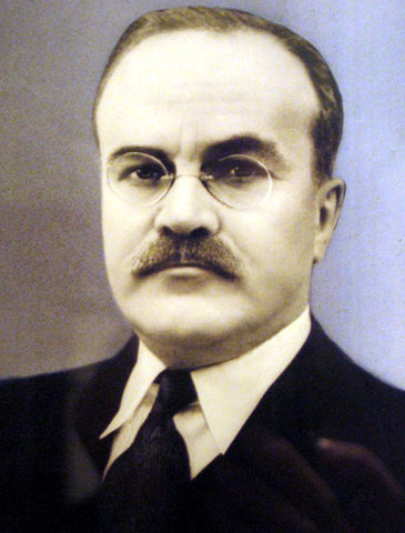 Молотов В.М.