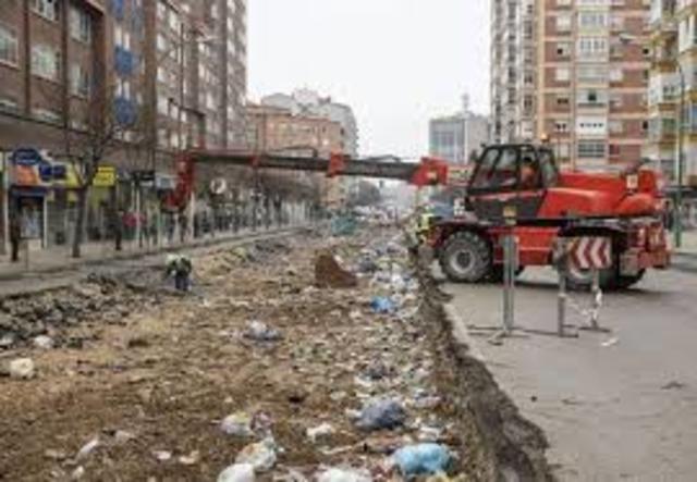 Corte de tráfico por la mañana y por la tarde-noche manifestación en contra de las obras