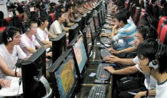 MILLONES DE USUARIOS