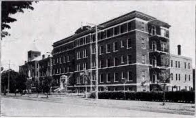 Saint Marys Hospital opens