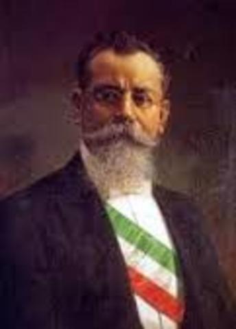 Carranza cae en la Presidencia