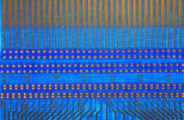 Circuito Integrado menos de 10 componentes