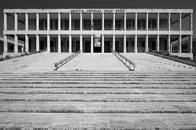 EDAD CONTEMPORANEA - Ley de Archivos en Italia