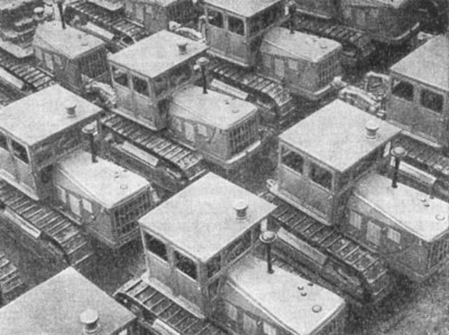 С ноября на ЧТЗ полностью прекращалось производство тракторов