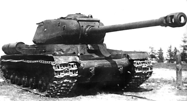 На заводе начали выпуск нового танка ИС-2