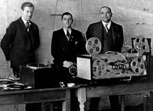 GRABACIONES MAGNETICAS DE INFORMACIÓN