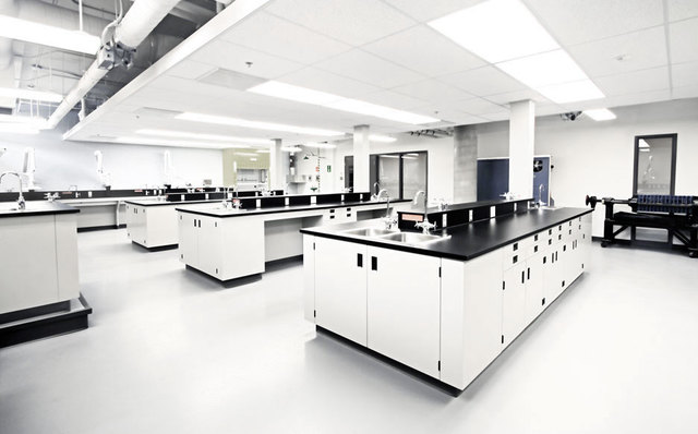 Se Establecen En Gran Bretaña Los Primeros Laboratorios De Estándares