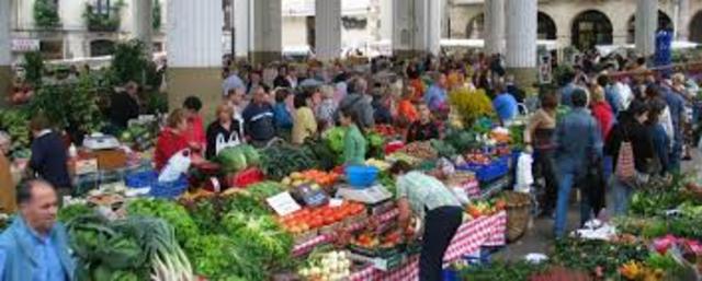 "Azokara goaz" azaldu klaustro-bileran