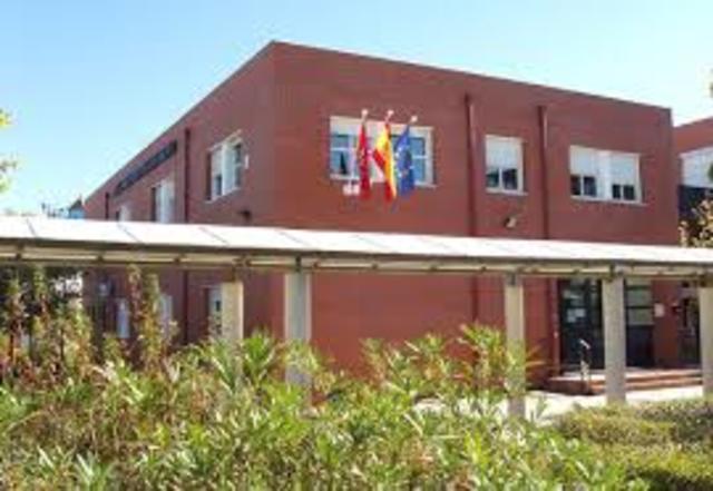 Apertura del Instituto Matias Bravo.