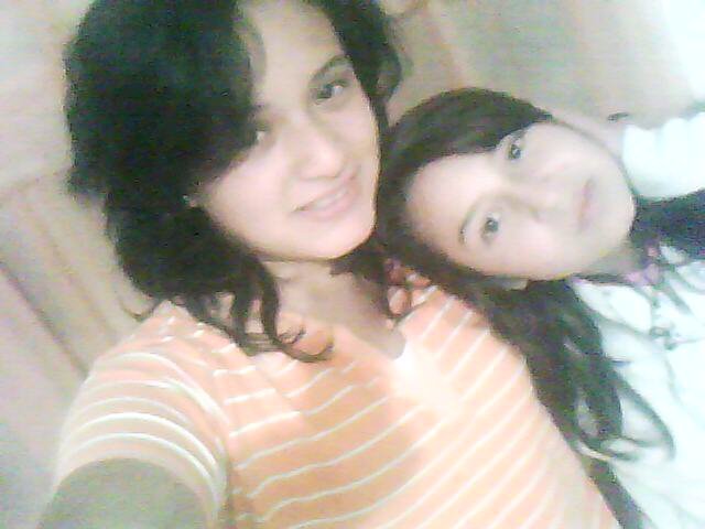 8 Años Acompañada de mi prima