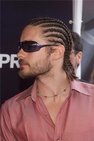 Некоторое время после съёмок в "Комнате страха" ходил с кочисками